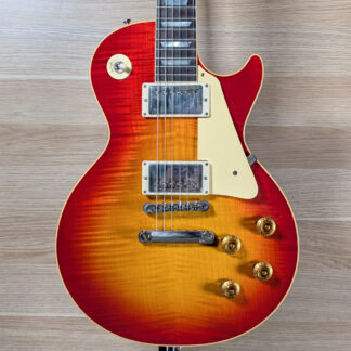 Gibson Custom Shop Murphy Lab 1959 Les Paul Standard Ultra Light Aged (Sunrise Teaburst).jpg
